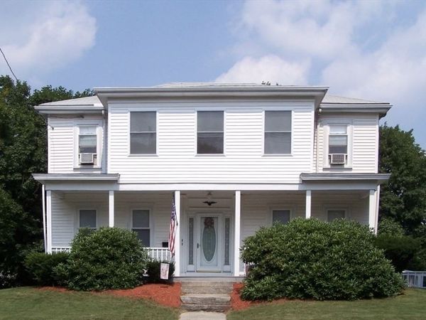 56 S Main St, Uxbridge, MA 01569