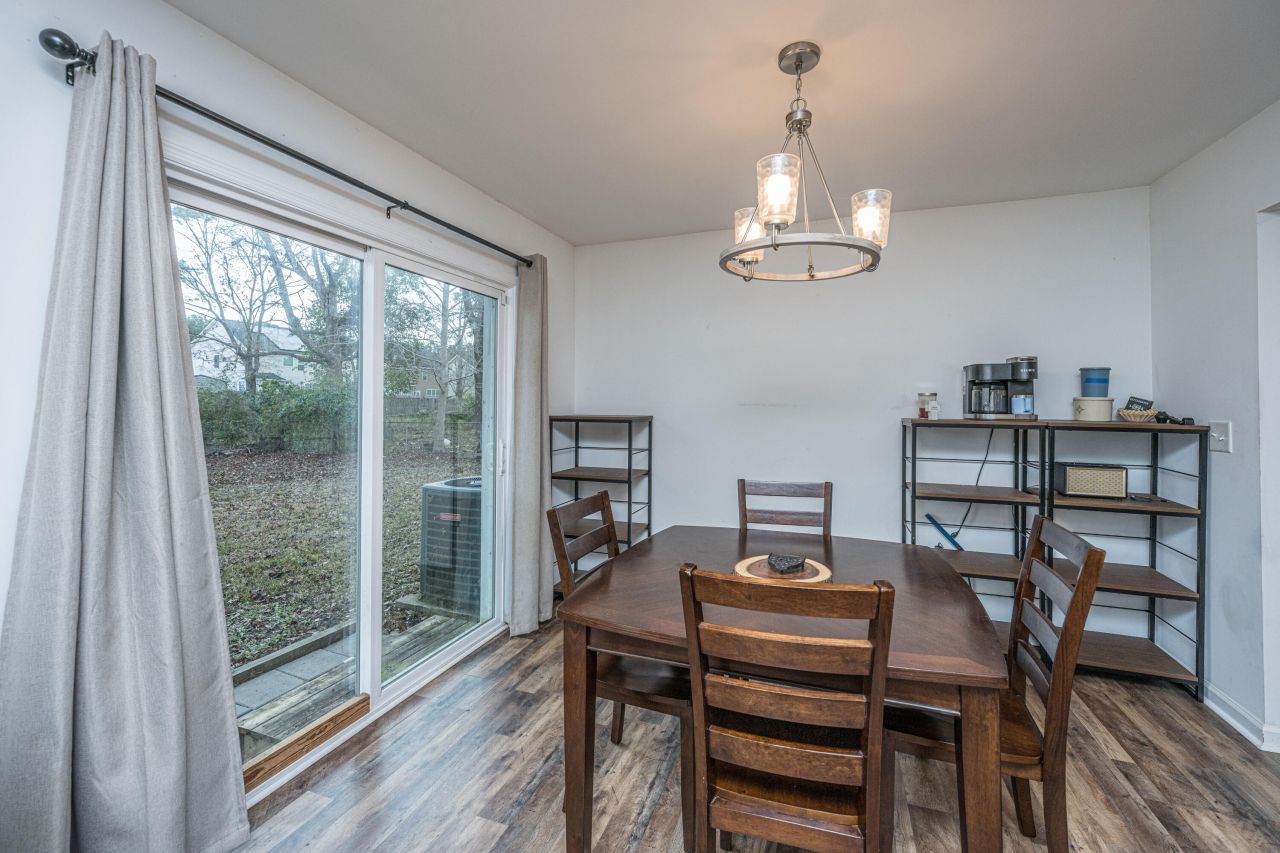 4548 Garwood Drive Photo 10