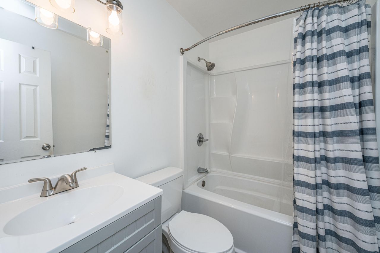 4548 Garwood Drive Photo 27