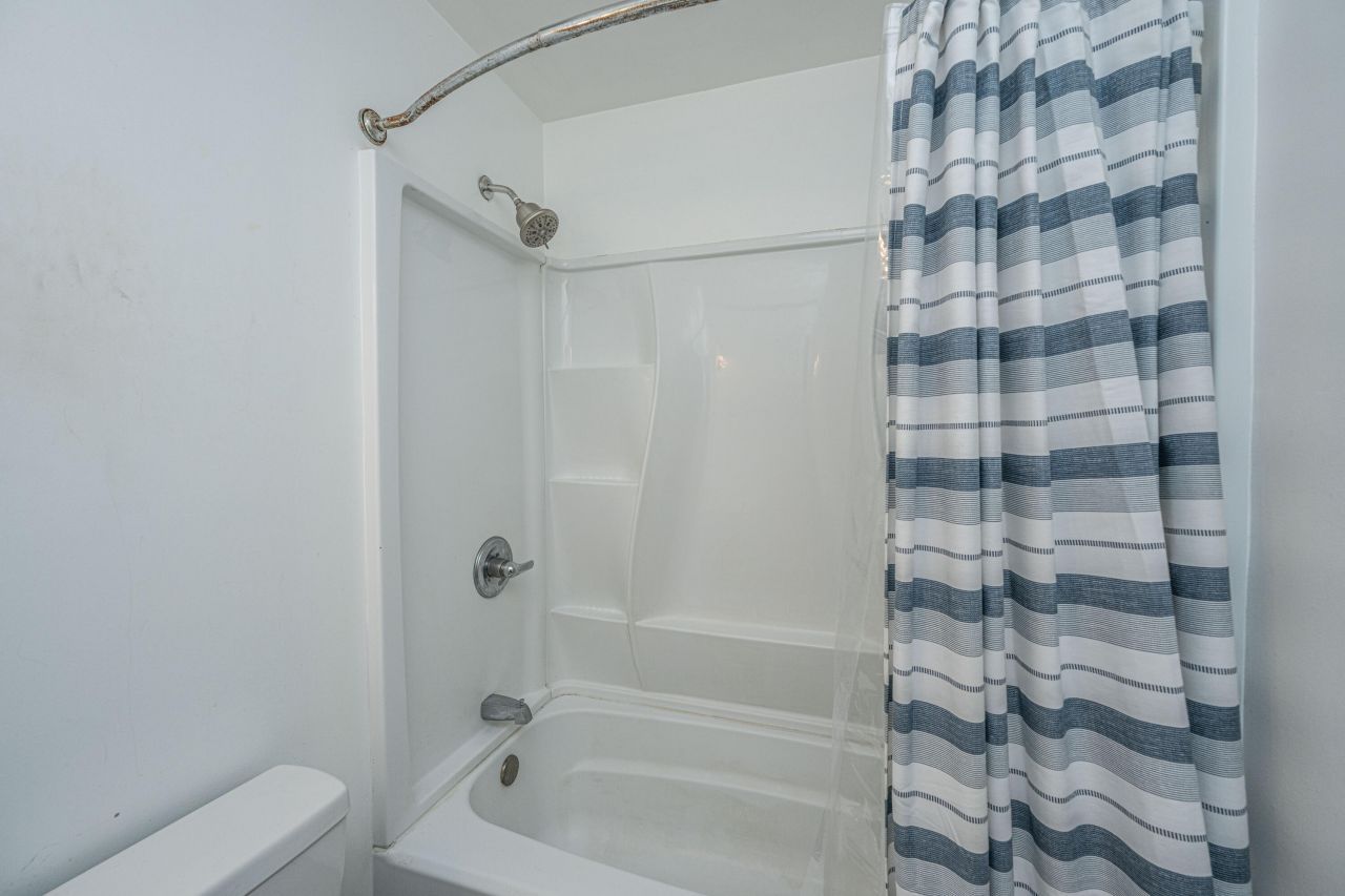 4548 Garwood Drive Photo 28