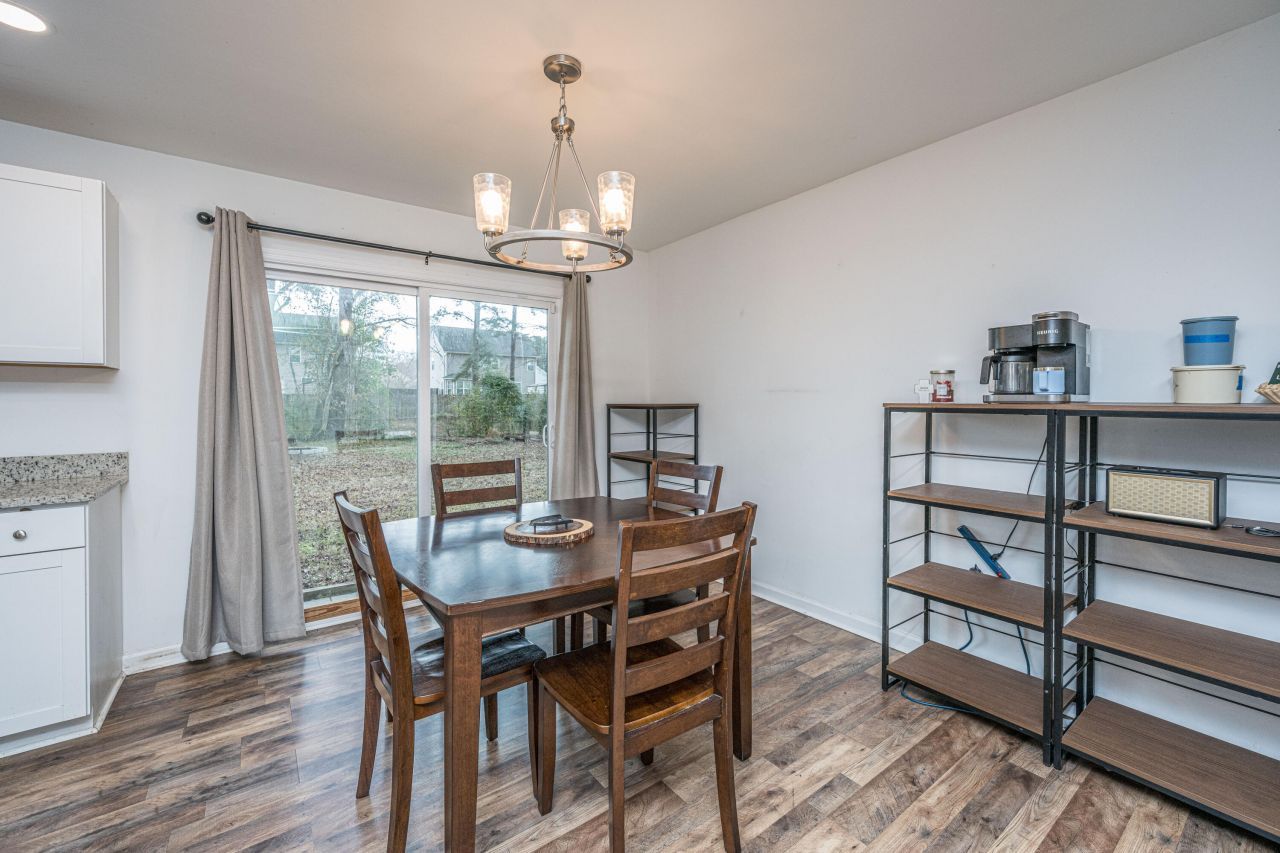 4548 Garwood Drive Photo 8