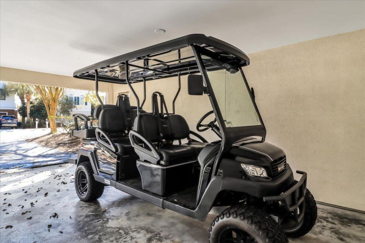 410 Yacht Harbor Court Photo 21