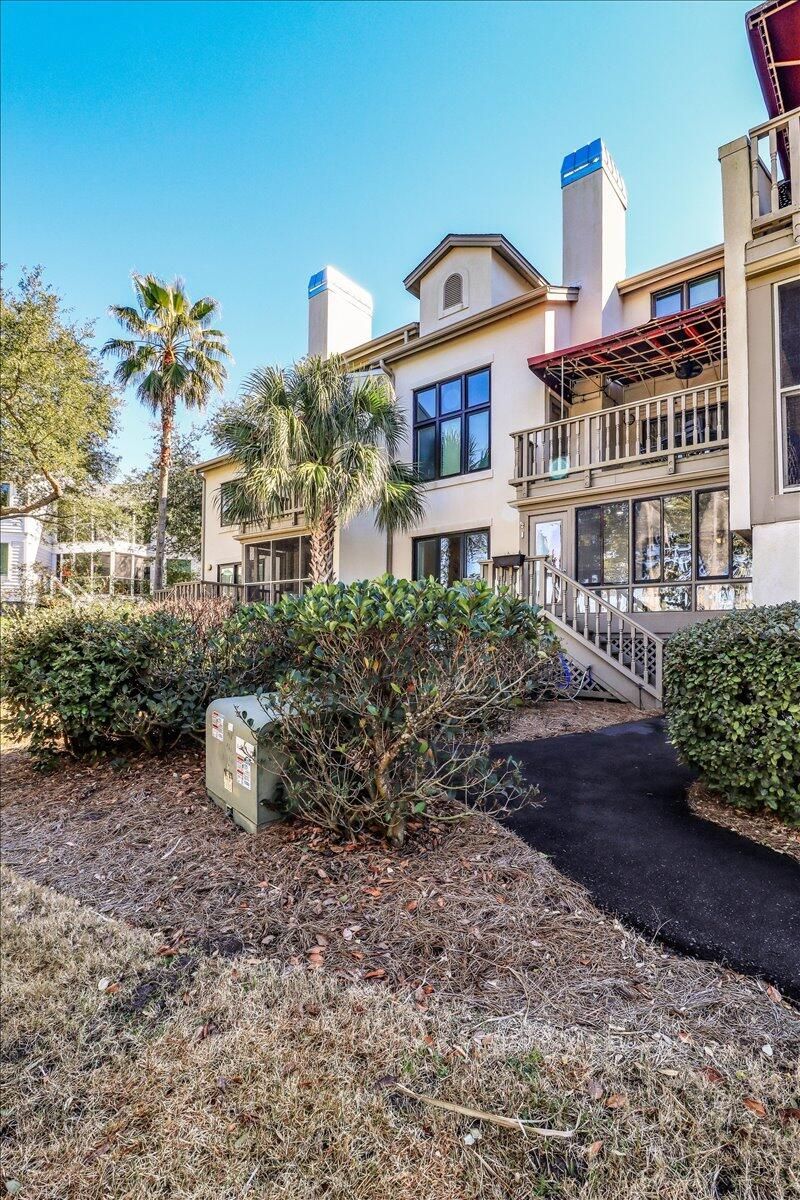 410 Yacht Harbor Court Photo 23