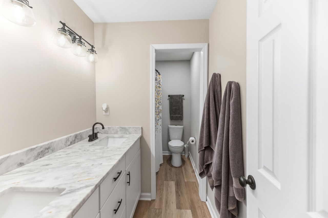 4387 Melanie Court Photo 14