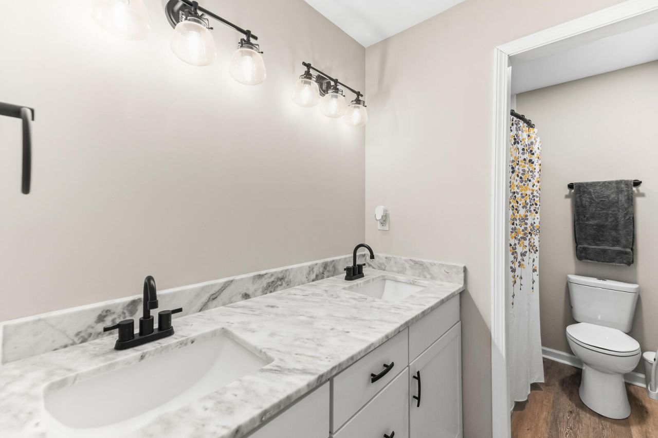 4387 Melanie Court Photo 15