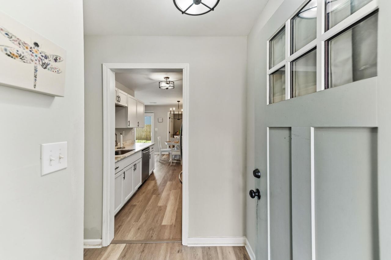 4387 Melanie Court Photo 17