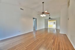 116 Sunrise Road photo 4