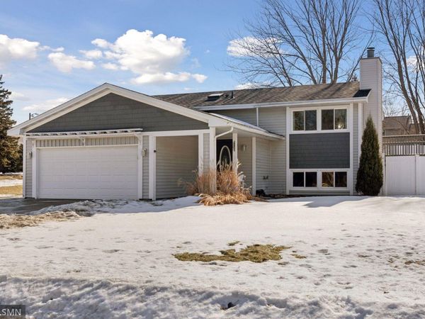 11325 51st Avenue N, Plymouth, MN 55442