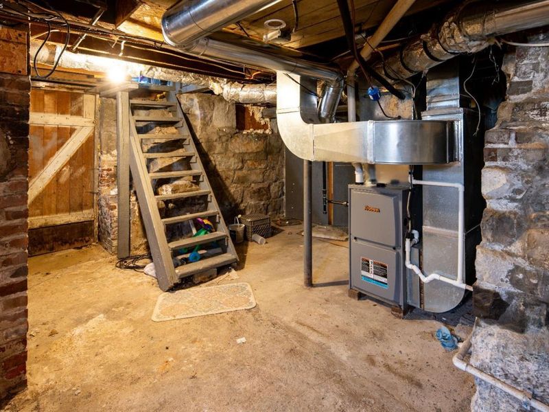 132 Hamilton Street, Bellevue, OH 44811 Photo 17