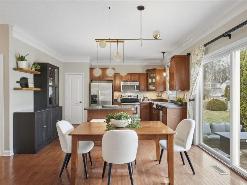 5888 Winebrook Drive, Westerville, OH 43081 Photo 8