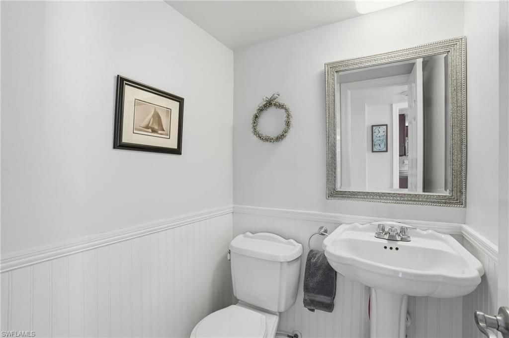 2500 10th St N, Naples, FL 34103 Photo