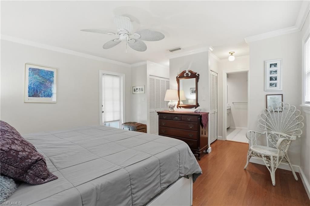 2500 10th St N, Naples, FL 34103 Photo