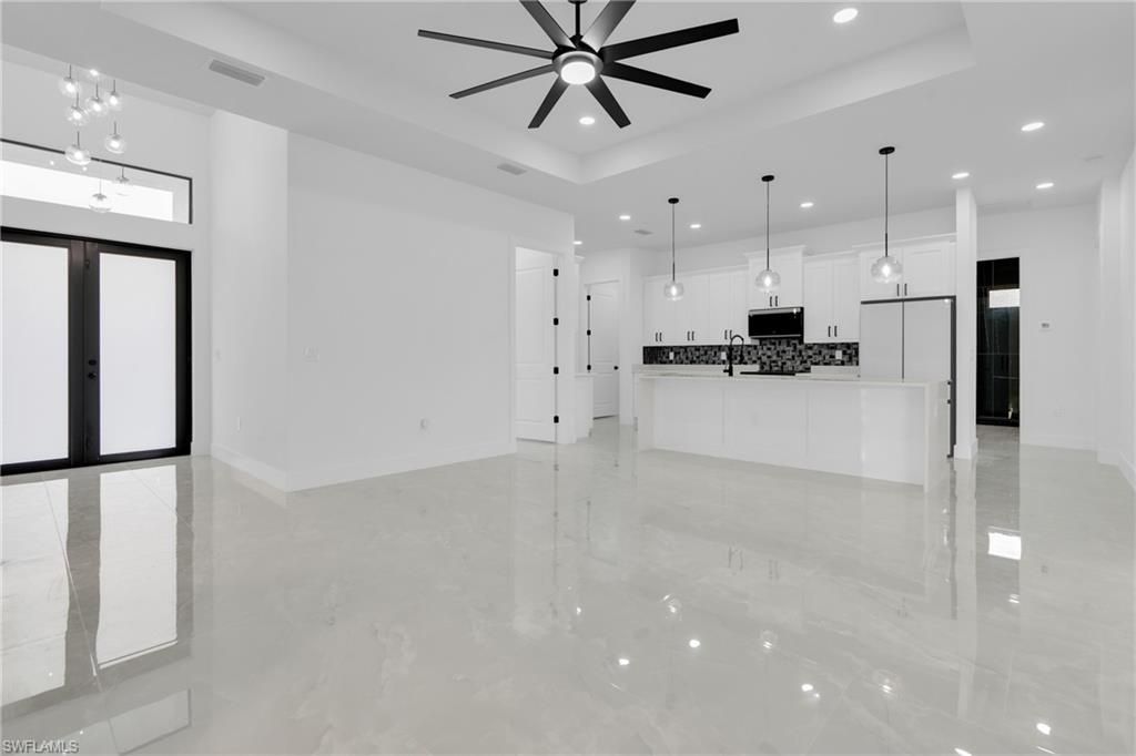 3917 33rd St Sw, Lehigh Acres, FL 33976 Photo