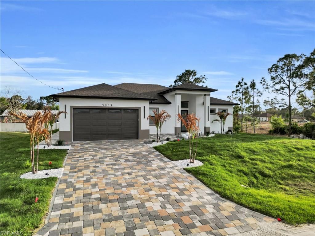3917 33rd St Sw, Lehigh Acres, FL 33976 Photo