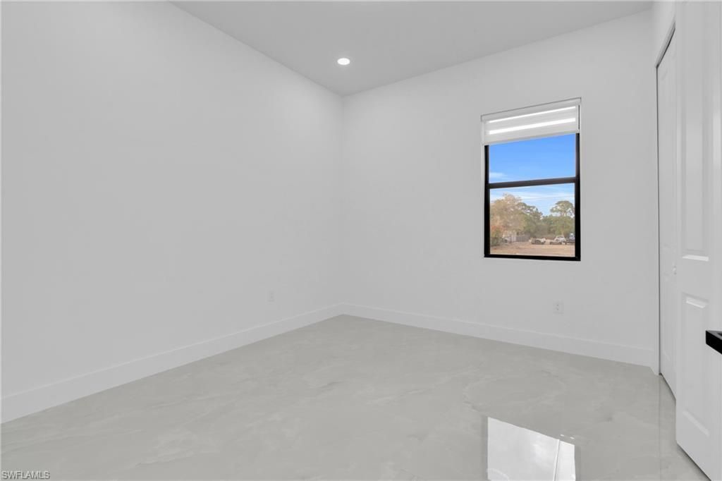 3917 33rd St Sw, Lehigh Acres, FL 33976 Photo