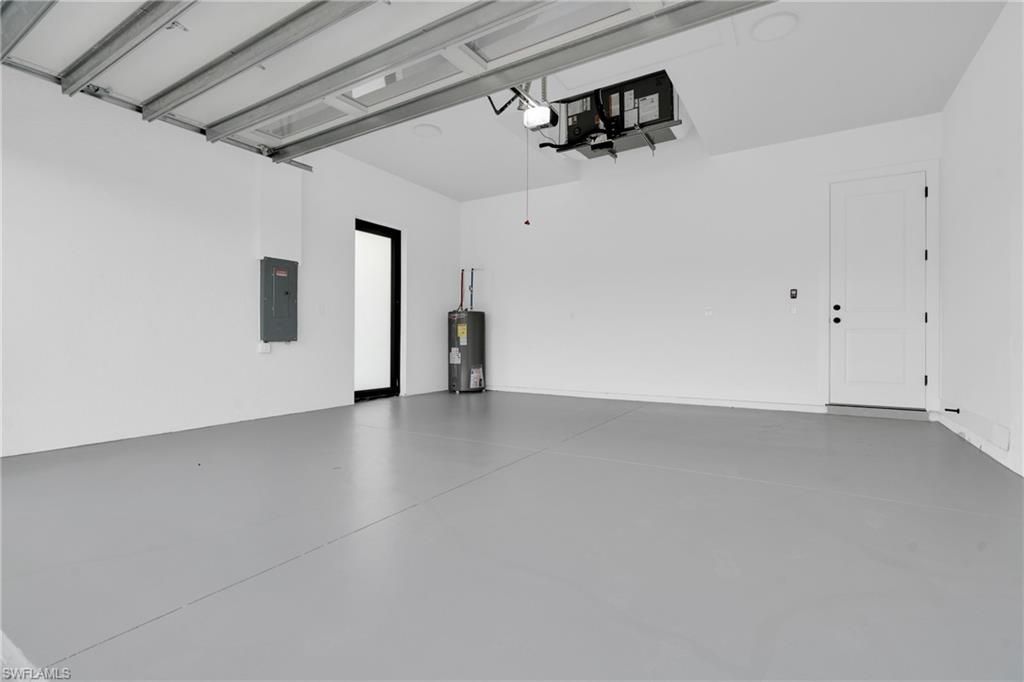 3917 33rd St Sw, Lehigh Acres, FL 33976 Photo