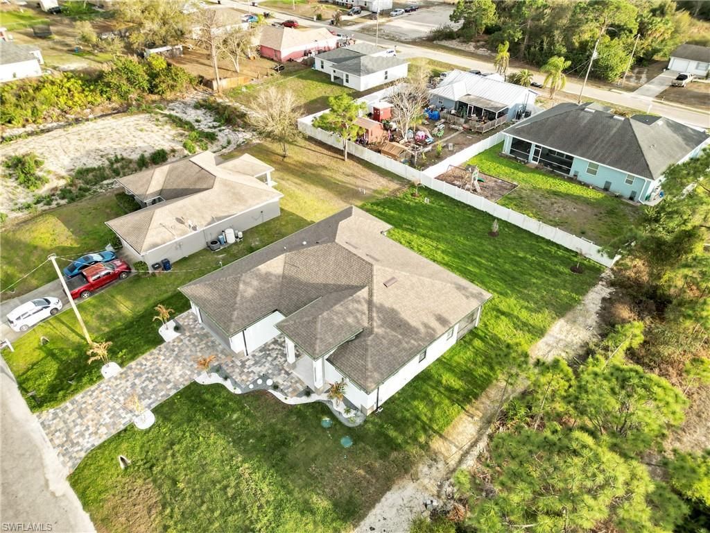 3917 33rd St Sw, Lehigh Acres, FL 33976 Photo