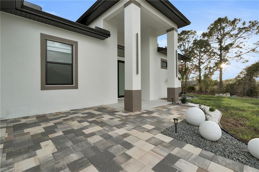 3917 33rd St Sw, Lehigh Acres, FL 33976 Photo