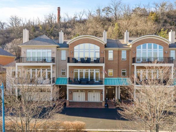 1464 Riverside Drive, Cincinnati, OH 45202