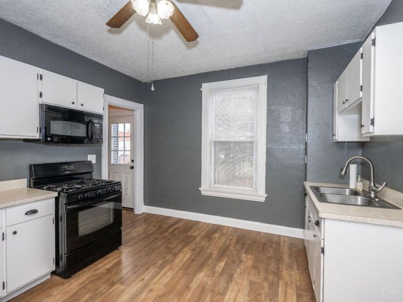 1820 Wayland Avenue, Cincinnati, OH 45212 Photo 11