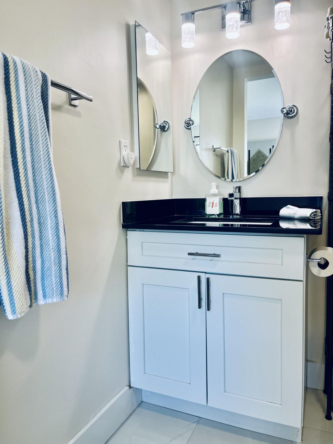 3000 Presidential Way, Unit 306, West Palm Beach, FL 33401 Photo