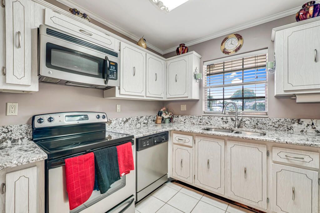 5030 Lakefront Boulevard, Unit D, Delray Beach, FL 33484 Photo