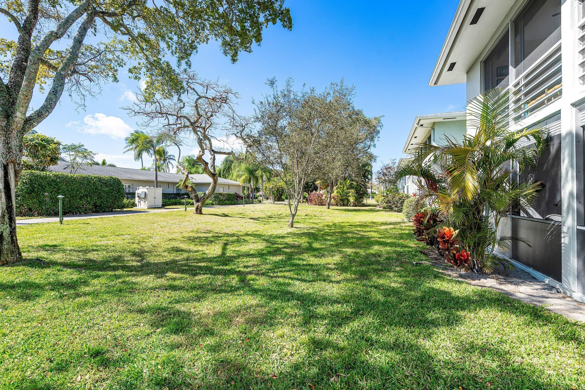 2440 SW 22nd Avenue, Delray Beach, FL 33445 Photo