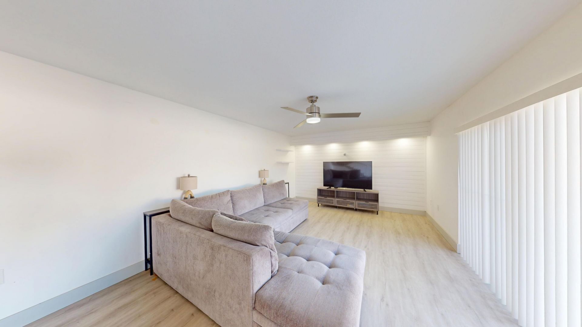 7208 72nd Way, West Palm Beach, FL 33407 Photo