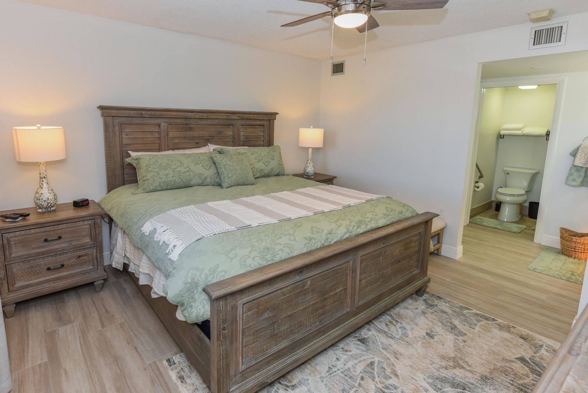 901 Seafarer Circle, Unit 302, Jupiter, FL 33477 Photo