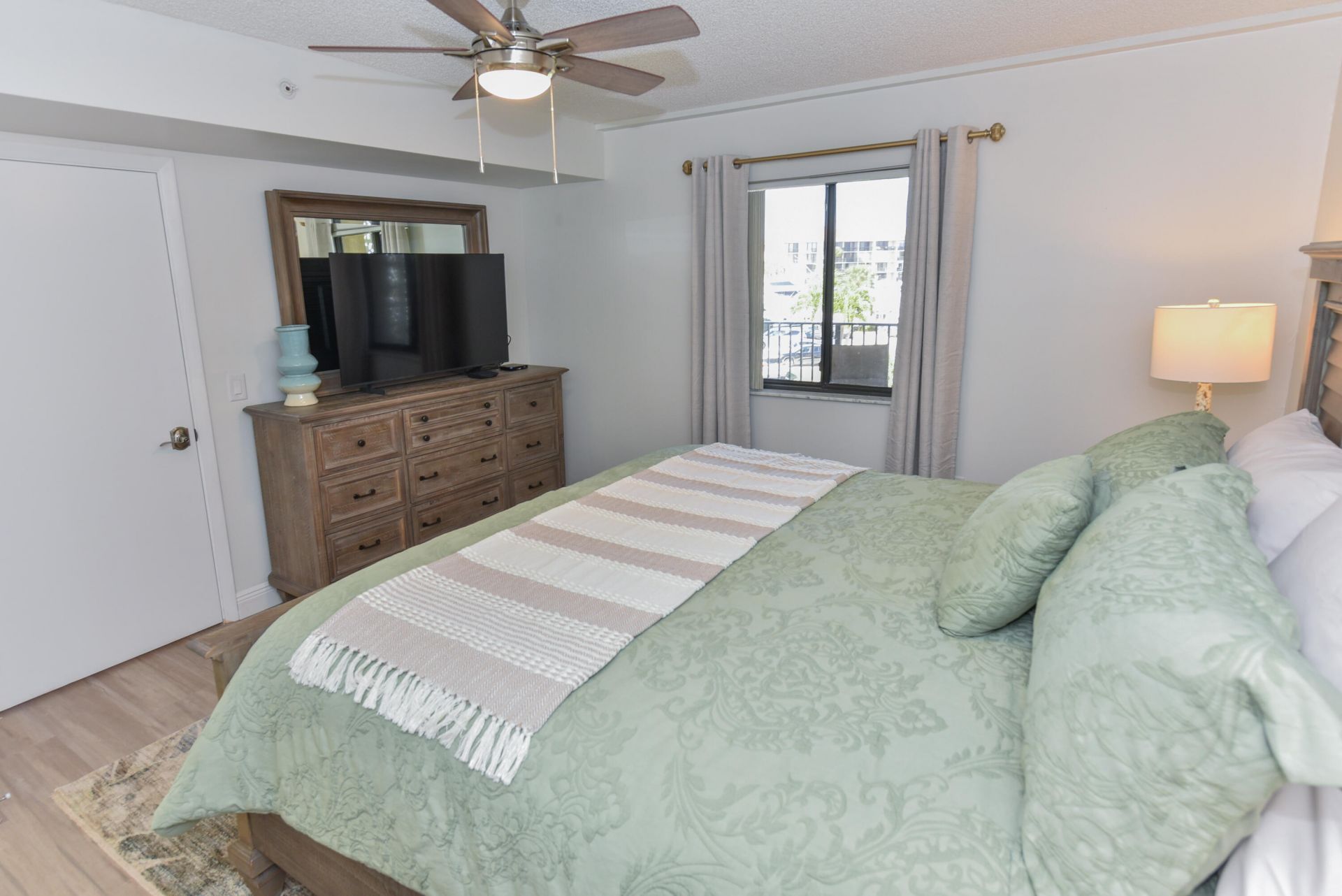 901 Seafarer Circle, Unit 302, Jupiter, FL 33477 Photo