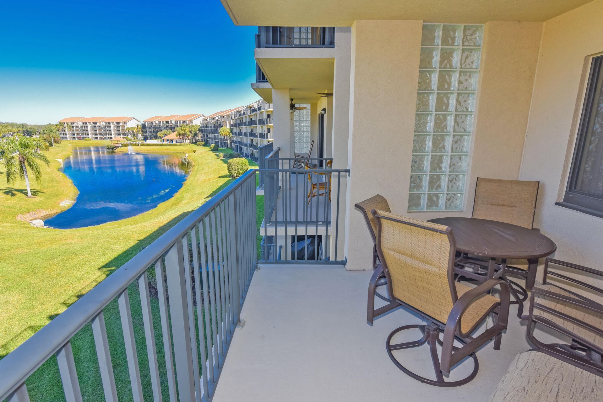 901 Seafarer Circle, Unit 302, Jupiter, FL 33477 Photo