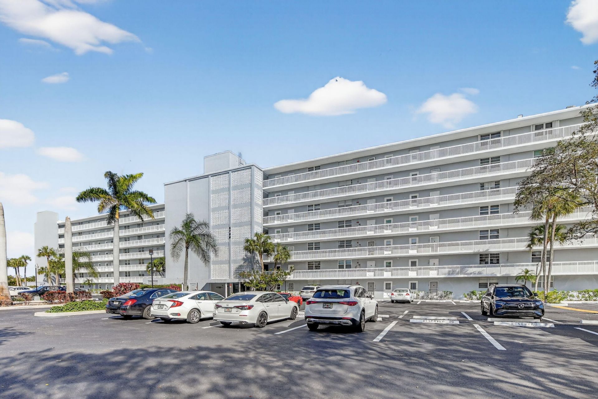 5700 NW 2nd Avenue, Unit Apt 711, Boca Raton, FL 33487 Photo