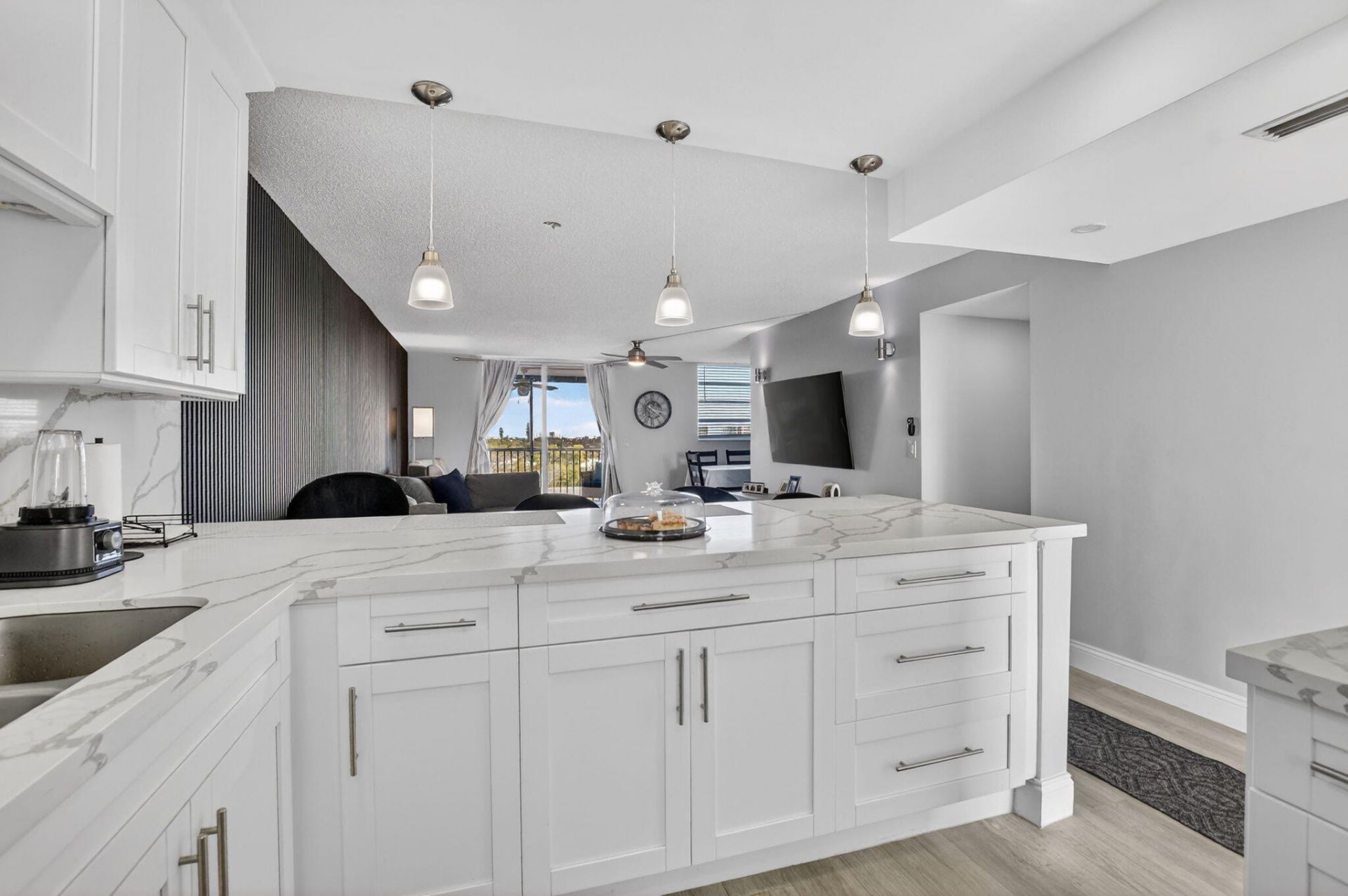 5700 NW 2nd Avenue, Unit Apt 711, Boca Raton, FL 33487 Photo