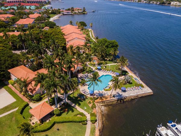 135 Yacht Club Way, Unit 104, Hypoluxo, FL 33462