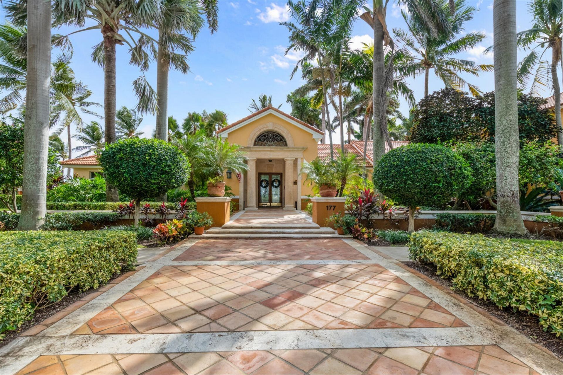 135 Yacht Club Way, Unit 104, Hypoluxo, FL 33462 Photo