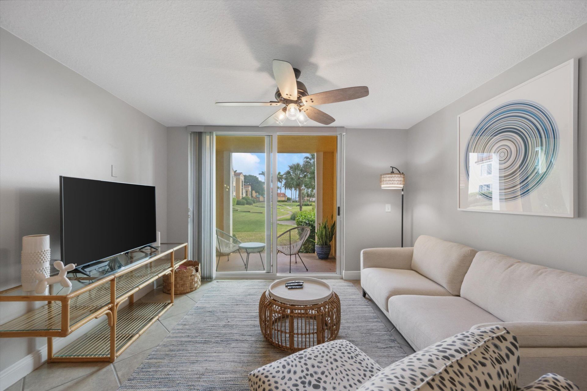 135 Yacht Club Way, Unit 104, Hypoluxo, FL 33462 Photo