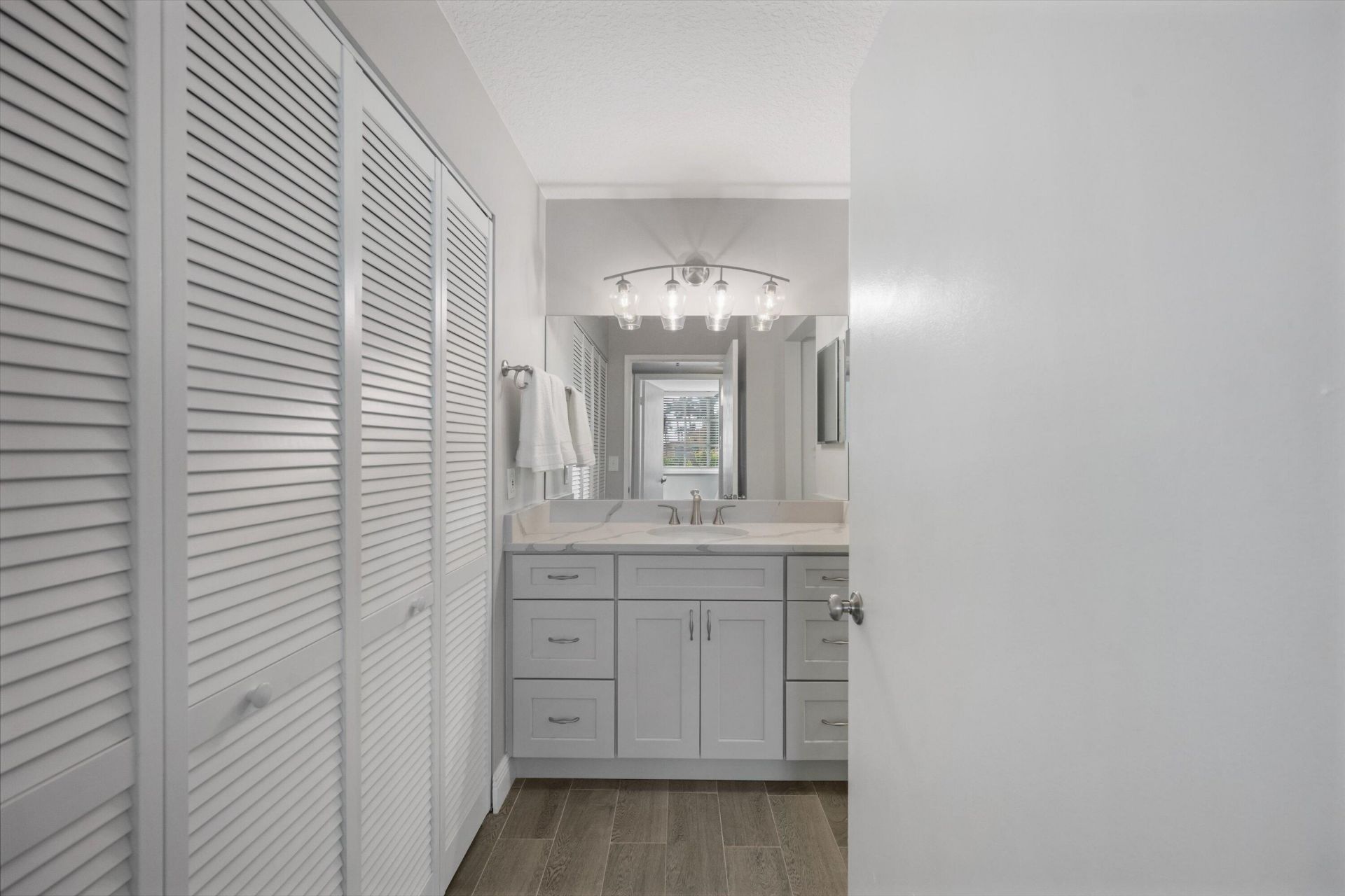 135 Yacht Club Way, Unit 104, Hypoluxo, FL 33462 Photo