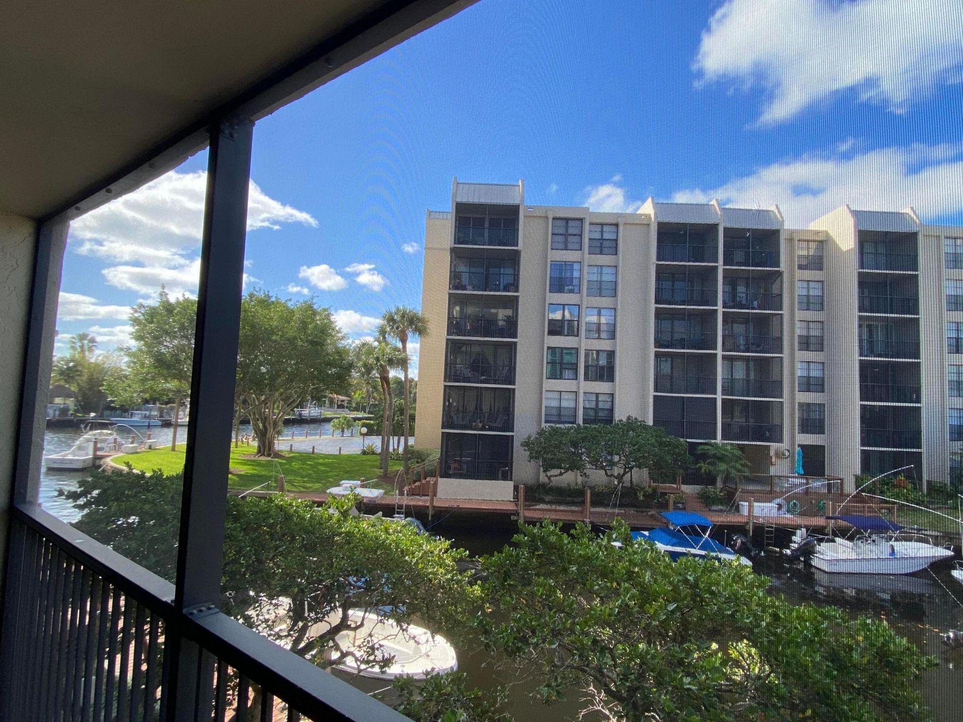 20 Royal Palm Way, Unit 203, Boca Raton, FL 33432 Photo
