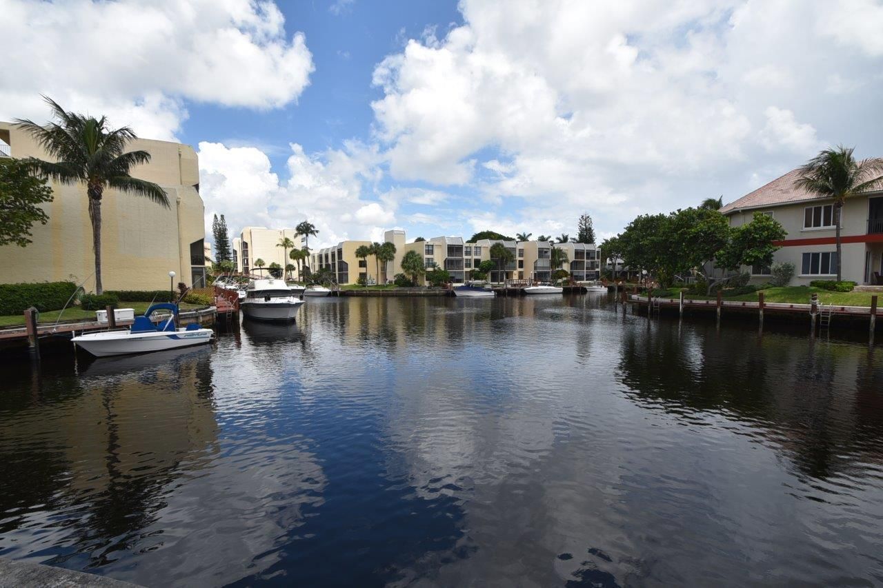 20 Royal Palm Way, Unit 203, Boca Raton, FL 33432 Photo