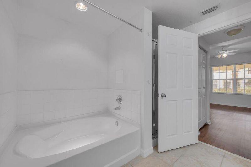 557 SE Prescott Place, Stuart, FL 34994 Photo