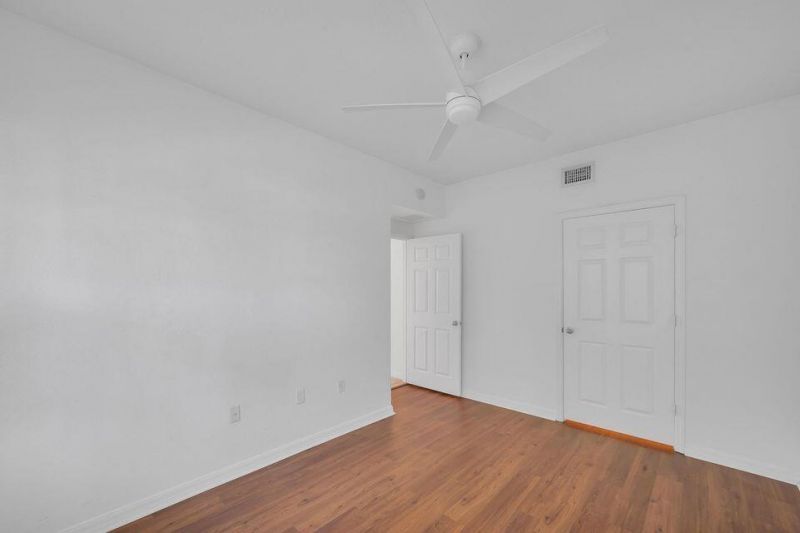 557 SE Prescott Place, Stuart, FL 34994 Photo