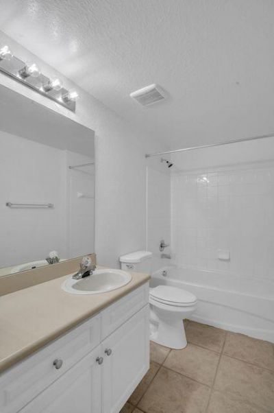 557 SE Prescott Place, Stuart, FL 34994 Photo