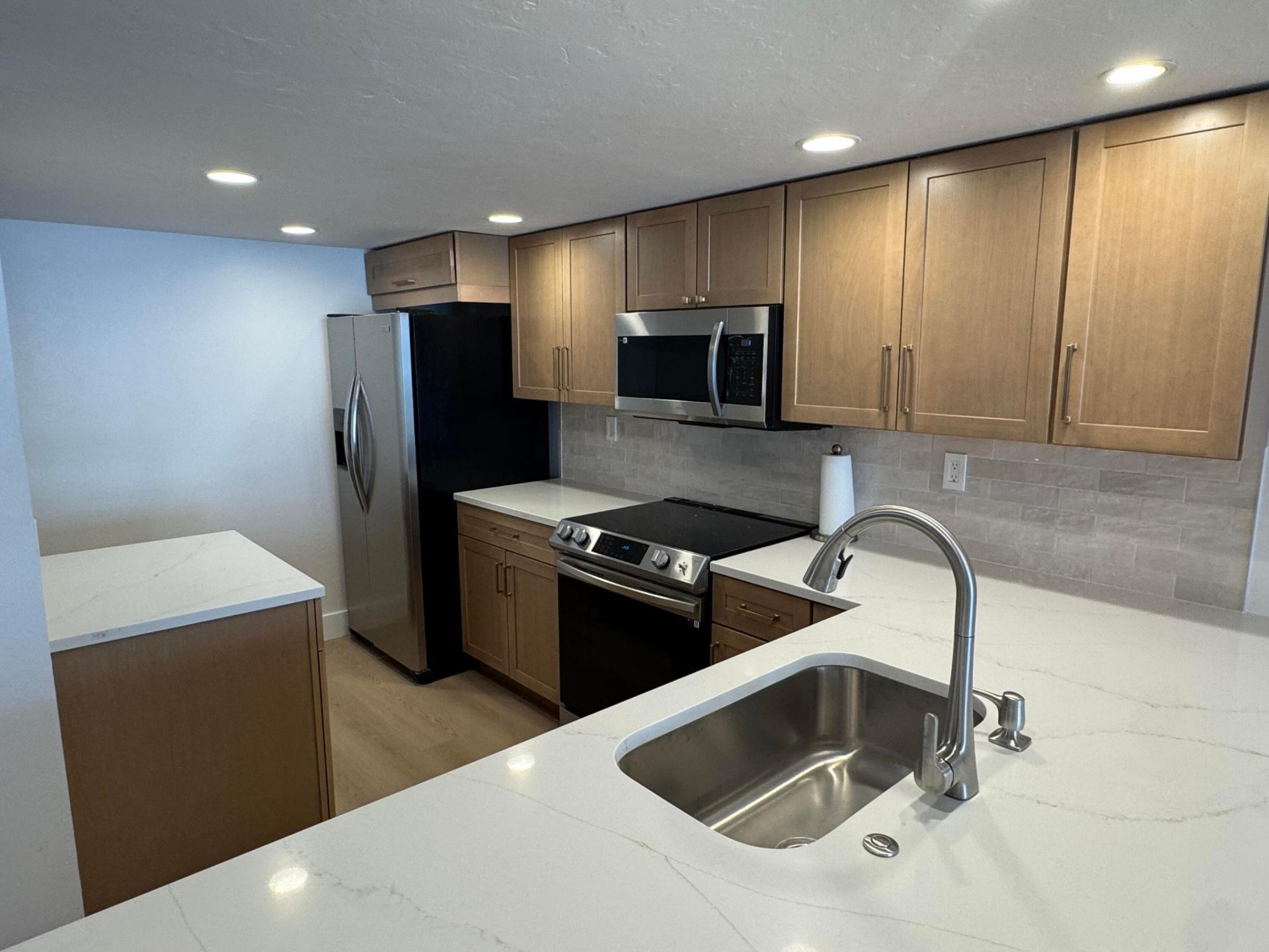 12 Royal Palm Way, Unit 2050, Boca Raton, FL 33432 Photo