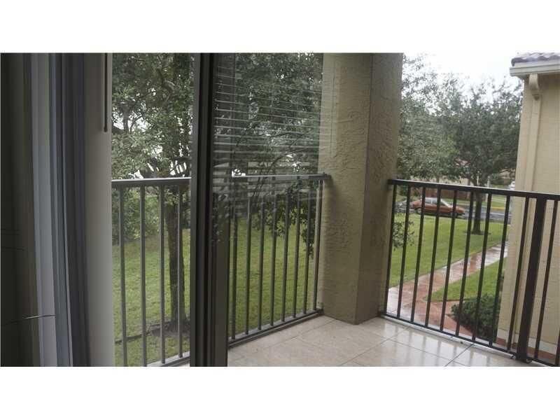 10312 Fox Trail Road, Unit 1012, Royal Palm Beach, FL 33411 Photo