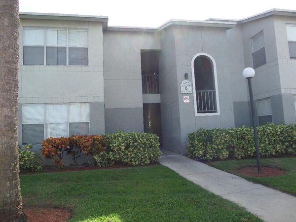 1401 Village Boulevard, Unit 622, West Palm Beach, FL 33409