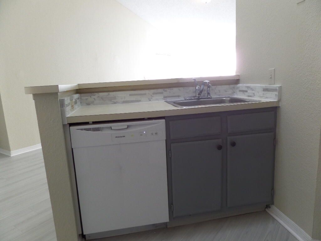 1401 Village Boulevard, Unit 622, West Palm Beach, FL 33409 Photo