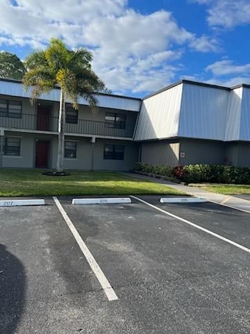 2513 S 17th Street, Unit 207, Fort Pierce, FL 34982 Photo
