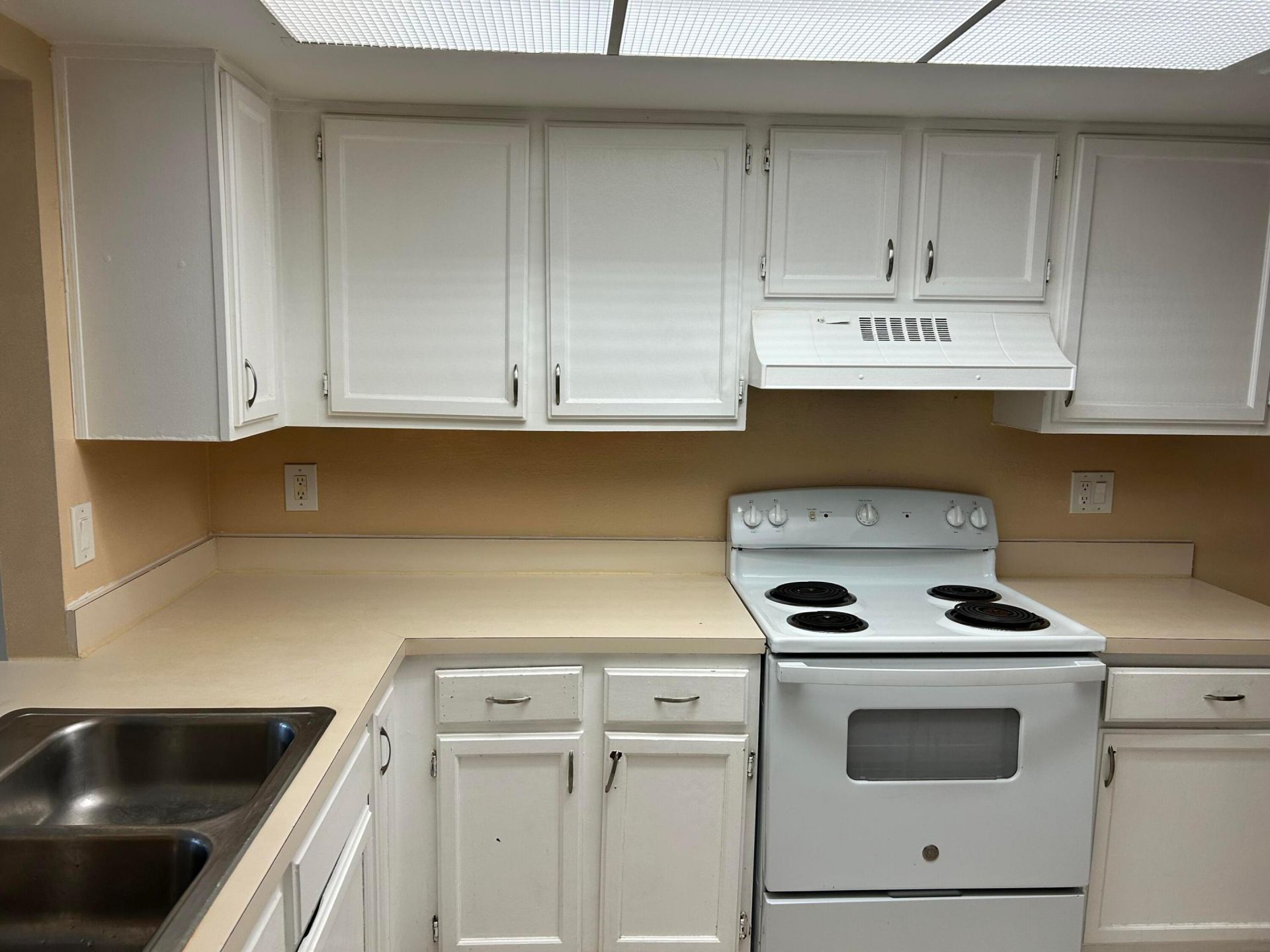 2513 S 17th Street, Unit 207, Fort Pierce, FL 34982 Photo