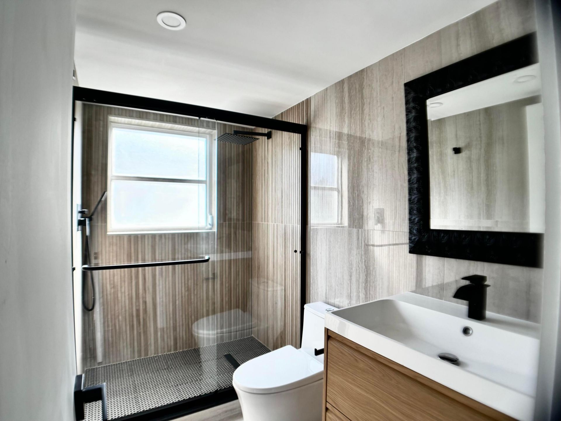 3960 Oaks Clubhouse Dr Drive, Unit 401, Pompano Beach, FL 33069 Photo