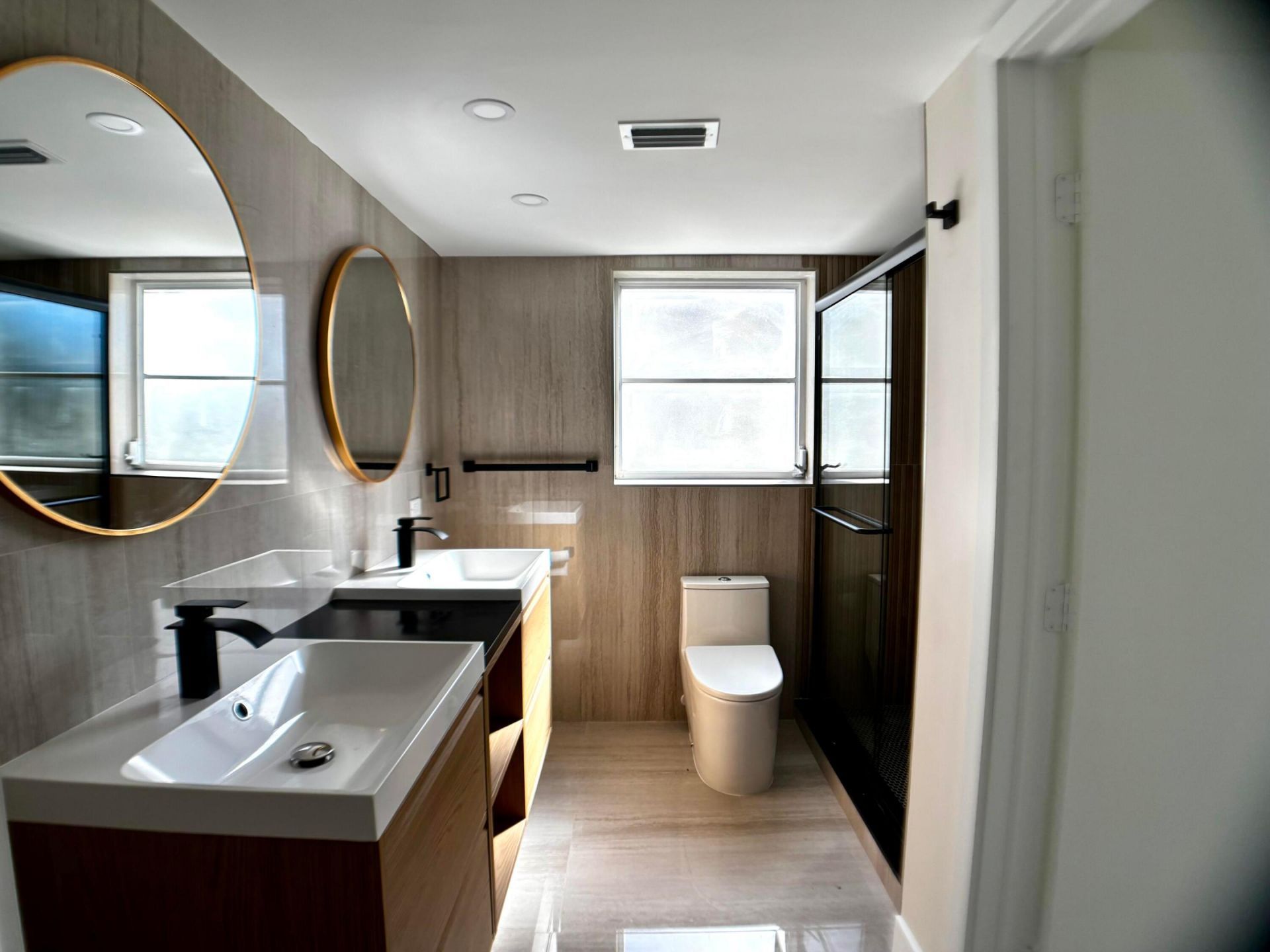 3960 Oaks Clubhouse Dr Drive, Unit 401, Pompano Beach, FL 33069 Photo